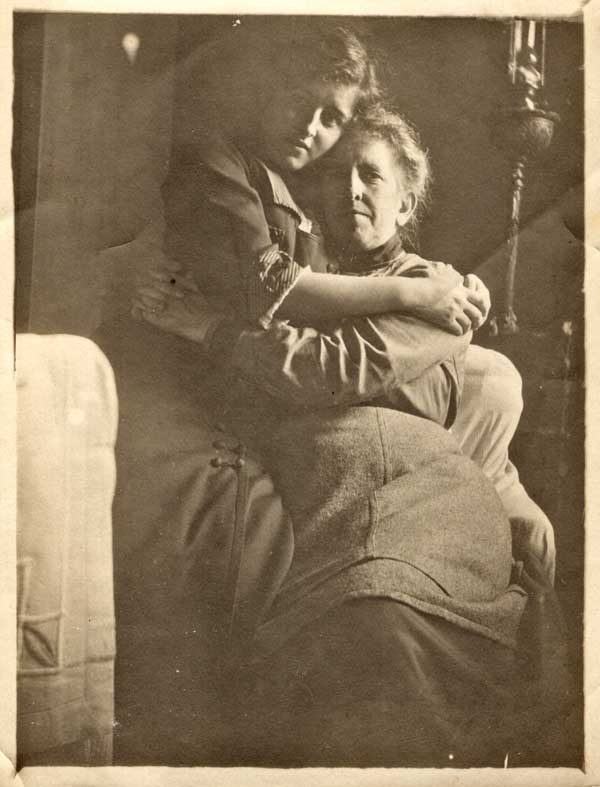 Евгения Карпова с мамой